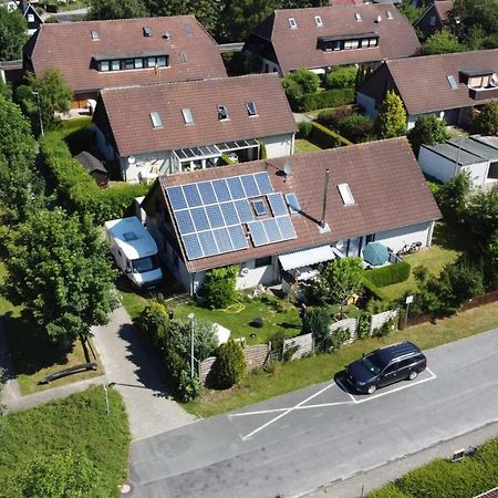 Nr 28 - Ferienwohnung Am Yachthafen Harlesiel Exterior foto
