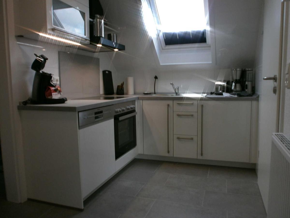 Nr 28 - Ferienwohnung Am Yachthafen Harlesiel Exterior foto